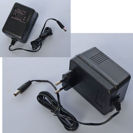 Зарядний пристрій M 3454-CHARGER універсальний, для електромобіля M 3454, 12V, 1500mA.