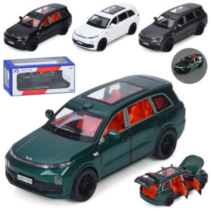 Машина DY668-61 інерція, метал, 1:28,відчиняються двері/багажник/капот,зв,світ.гум.кол.4 кол.бат.кор