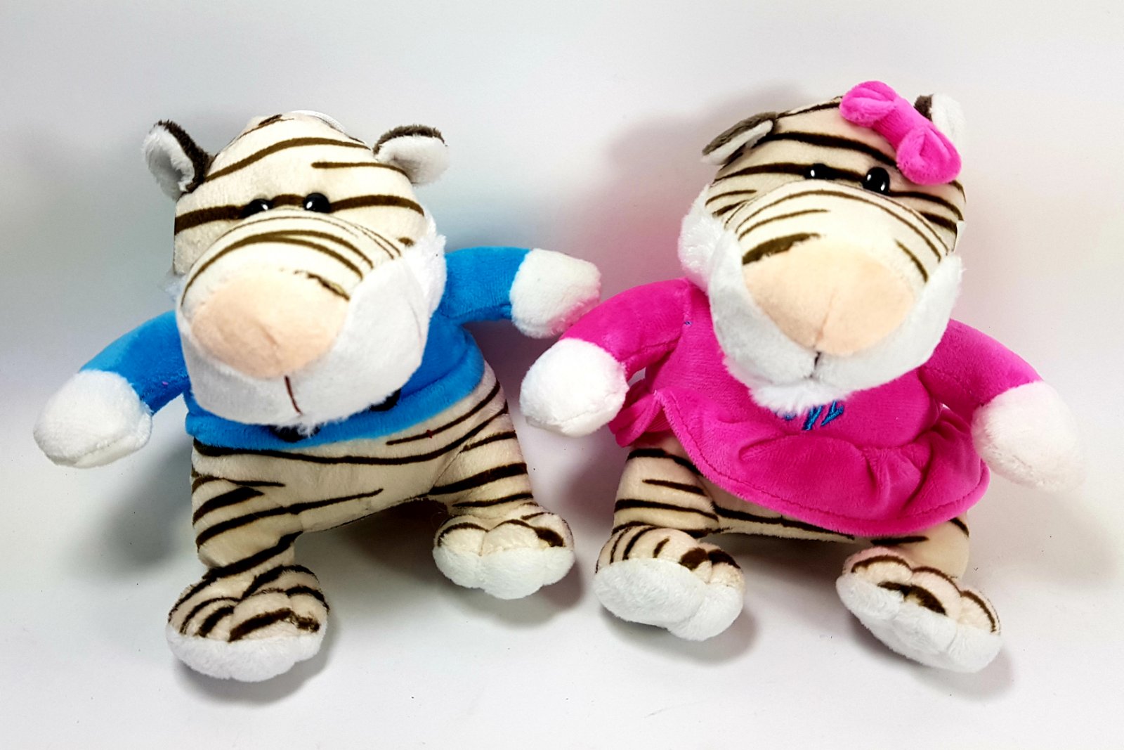 Іграшка м'яка "Тигр" 16cm * 15cm * 12cm